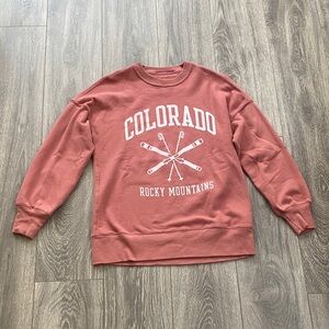 Abercrombie & Fitch - Colorado Graphic Sweatshirt in Mauve Pink/Red - Size XS